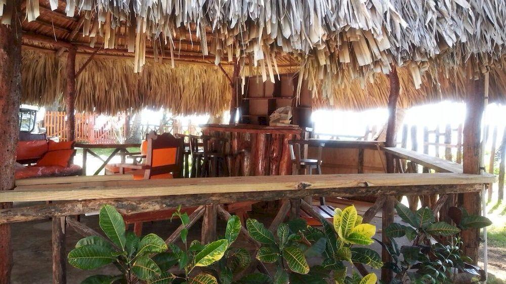 Hotel Sea Breeze Paraiso  Bagian luar foto