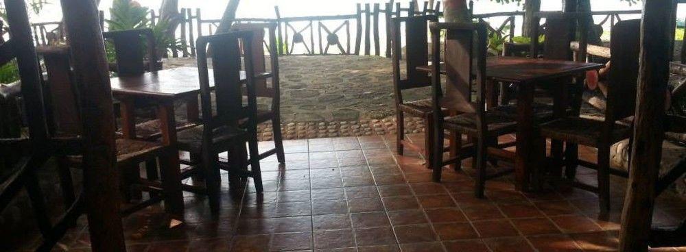 Hotel Sea Breeze Paraiso  Bagian luar foto