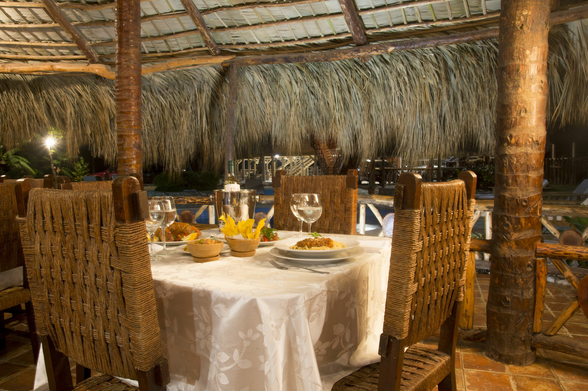 Hotel Sea Breeze Paraiso  Bagian luar foto